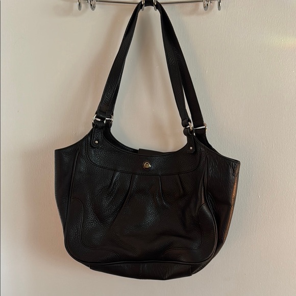 Etienne Aigner Black Shoulder Bag - Picture 1 of 9